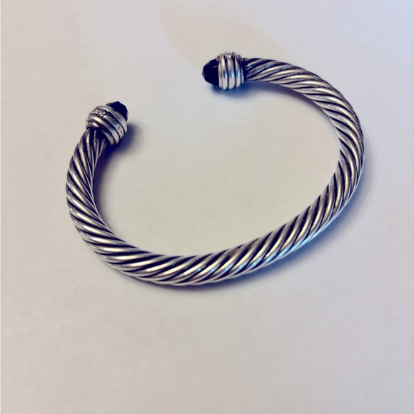 David Yurman Classic Cable Bracelet with Black Onyx and diamond accents - Picture 9 of 12